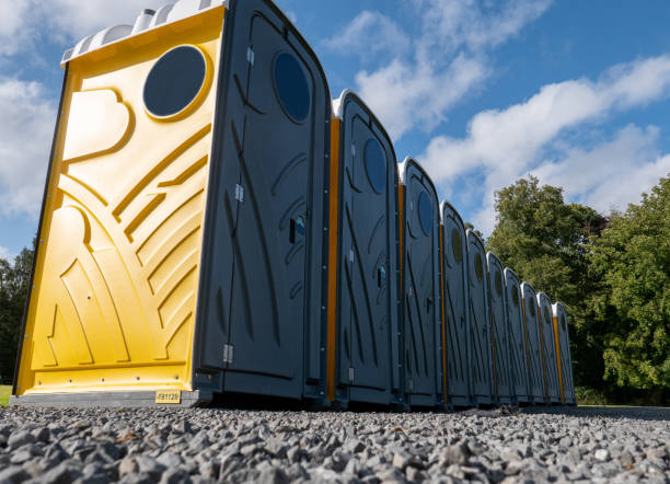 Portable Restroom Setup and Delivery in Aetna Estates, CO