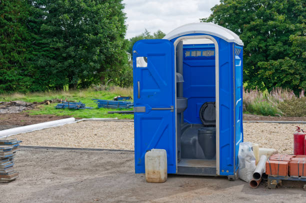 Best VIP or Luxury Restroom Trailers  in Aetna Estates, CO